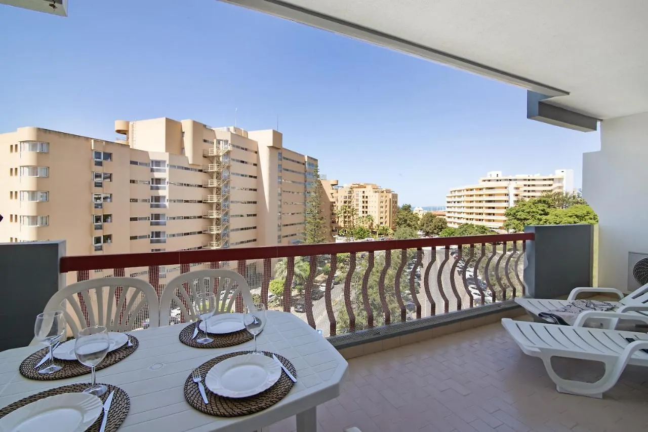 Apartment T2 Com Piscina Centro Vilamoura Portugal